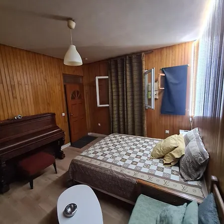 Quiet Ideal For Couples